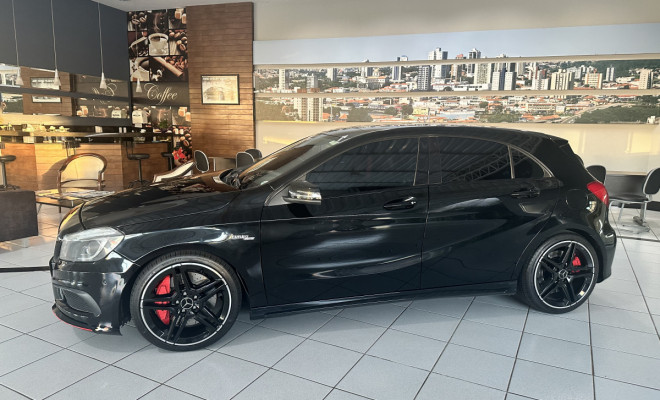 Mercedes-Benz Classe A45 AMG 4MATIC 2.0 Turbo Aut. 2014 Gasolina-2