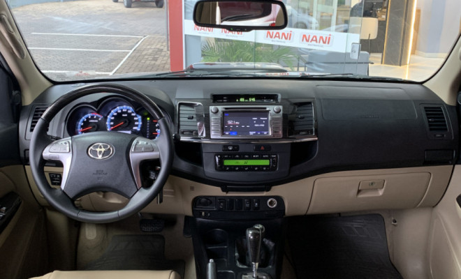 Toyota Hilux SW4 SRV D4-D 4x4 3.0 TDI Dies. Aut 2015 Diesel-7