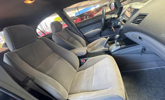 Honda Civic Sedan LXS 1.8/1.8 Flex 16V Aut. 4p 2007 Flex-8