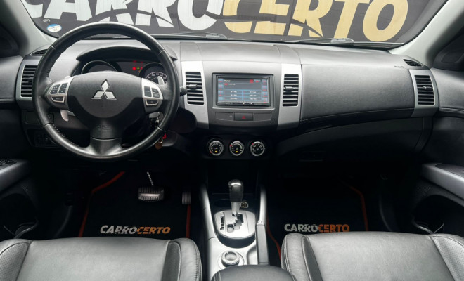 Mitsubishi OUTLANDER 3.0 GT 3.0 V6 Aut. 2012 Gasolina  C/teto  Bancos aquecidos-4