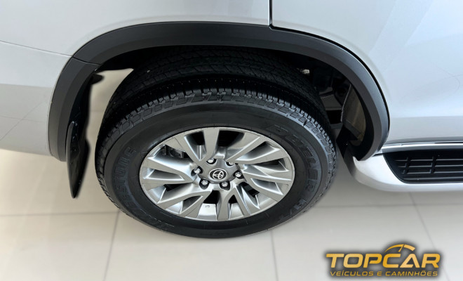 Toyota Hilux SW4 SRX 4x4 2.8 TDI 16V Dies. Aut. 2021 Diesel-8