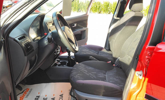 Fiat Siena EL 1.0 mpi Fire Flex 8V 4p 2011 Flex-10