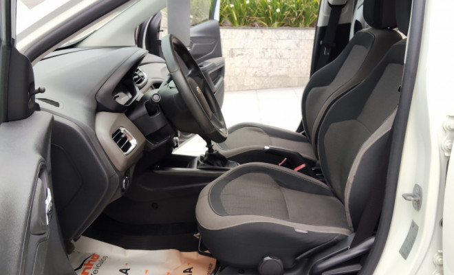 GM - Chevrolet PRISMA Sed. LT 1.0 8V FlexPower 4p 2013 Flex-10