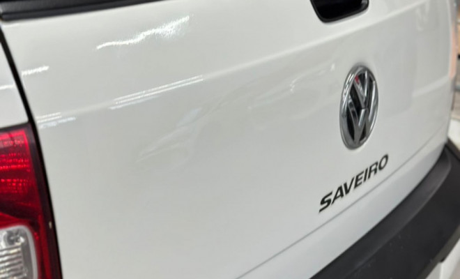 VW - VolksWagen Saveiro Trendline 1.6 T.Flex 8V CD 2015 Gasolina-12