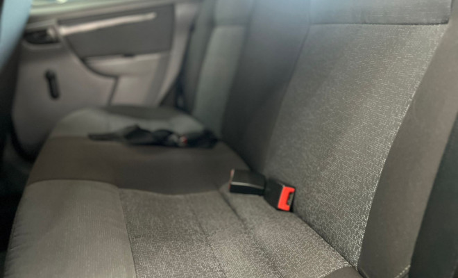 GM - Chevrolet PRISMA  Sed. Maxx/ LT 1.4 8V ECONOF. 4p 2012 Flex-9