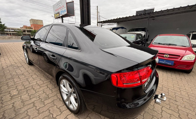 Audi A4 2.0 16V TFSI 183/180cv Multitronic 2011 Gasolina-2