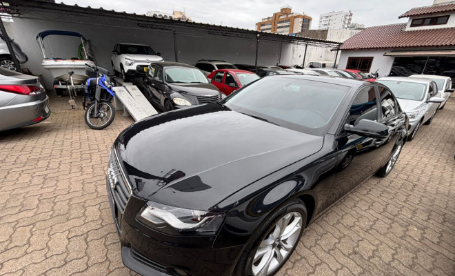 Audi A4 2.0 16V TFSI 183/180cv Multitronic 2011 Gasolina-0