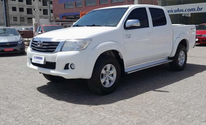 Toyota Hilux CD SRV 4x4 2.7 Flex 16V Aut. 2015 Flex