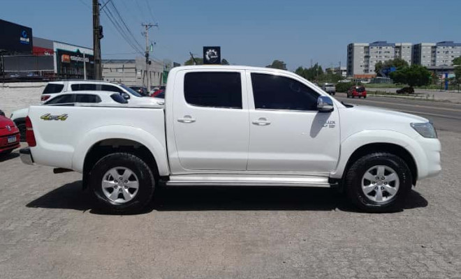 Toyota Hilux CD SRV 4x4 2.7 Flex 16V Aut. 2015 Flex-3