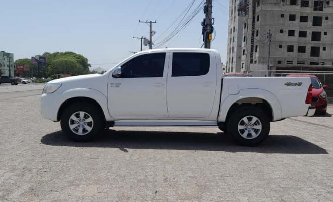 Toyota Hilux CD SRV 4x4 2.7 Flex 16V Aut. 2015 Flex-2
