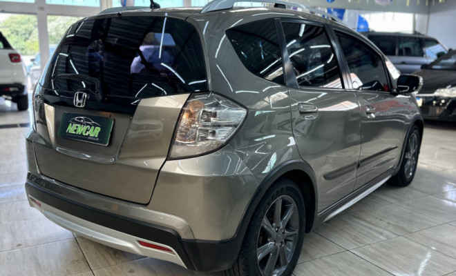 Honda Fit Twist 1.5 Flex 16V 5p Mec. 2013 Flex-1