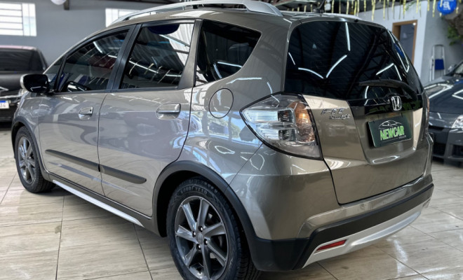 Honda Fit Twist 1.5 Flex 16V 5p Mec. 2013 Flex-3