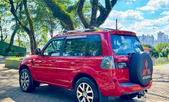 Mitsubishi Pajero TR4 2.0/ 2.0 Flex 16V 4x4 Aut. 2014 Flex-11