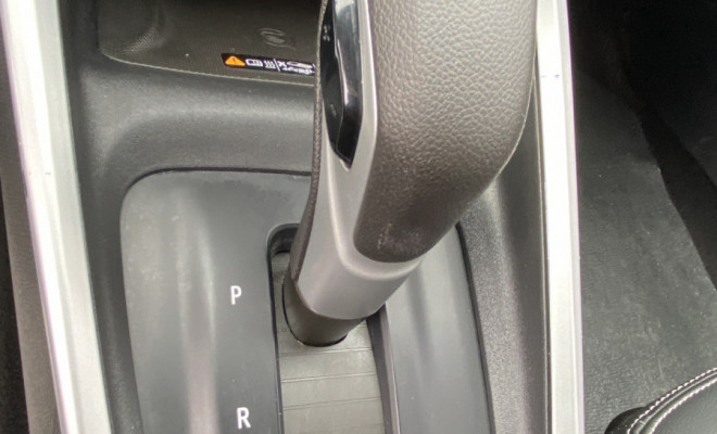 GM - Chevrolet ONIX HATCH PREM. 1.0 12V TB Flex 5p Aut. 2023 Flex-9