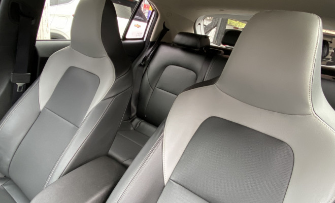 GM - Chevrolet ONIX HATCH PREM. 1.0 12V TB Flex 5p Aut. 2023 Flex-8