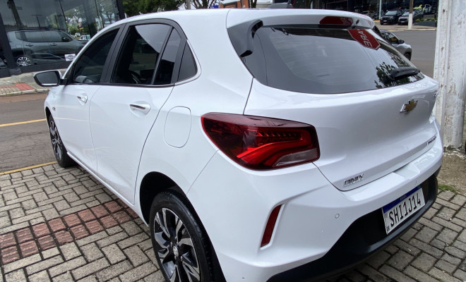 GM - Chevrolet ONIX HATCH PREM. 1.0 12V TB Flex 5p Aut. 2023 Flex-2