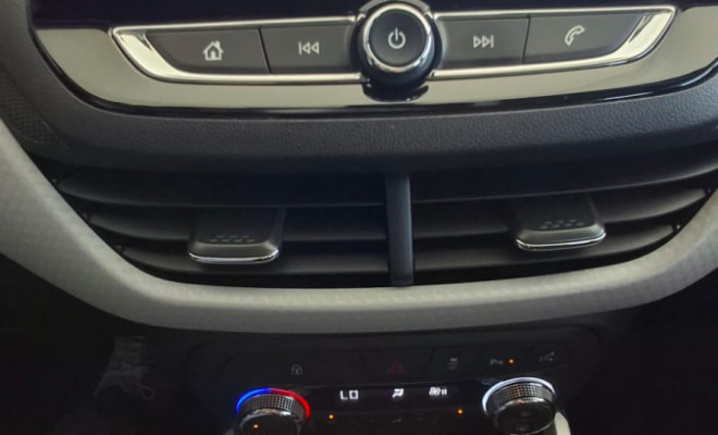 GM - Chevrolet ONIX HATCH PREM. 1.0 12V TB Flex 5p Aut. 2022 Flex-9