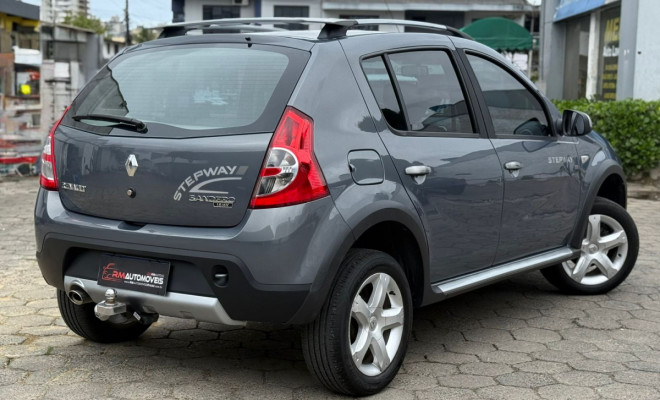 Renault SANDERO STEPWAY Hi-Flex 1.6 16V 5p 2010 Flex-4