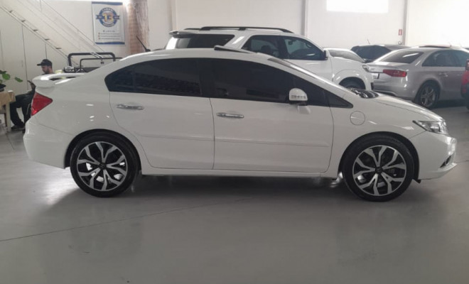Honda Civic Sedan EXS 1.8/1.8 Flex 16V Aut. 4p 2013 Flex-3