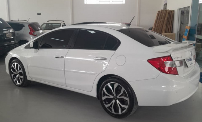Honda Civic Sedan EXS 1.8/1.8 Flex 16V Aut. 4p 2013 Flex-4