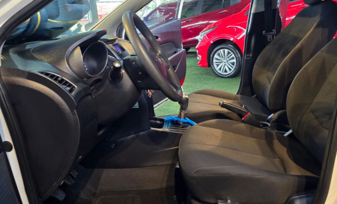 Hyundai HB20 C./C.Plus/C.Style 1.6 Flex 16V Mec. 2015 Flex-9