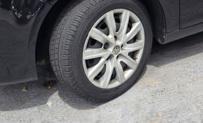 VW - VolksWagen Fox 1.6 Mi Total Flex 8V 5p 2012 Flex-5