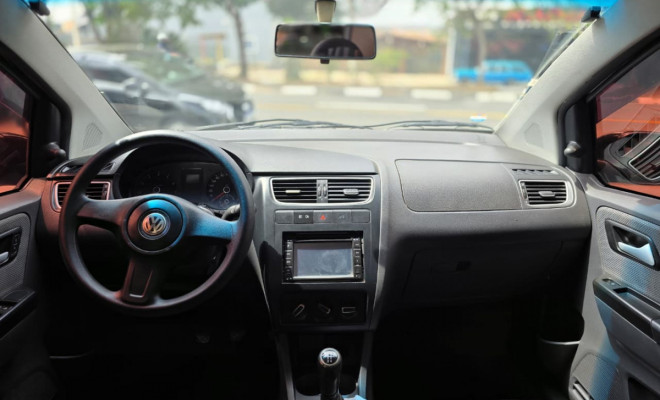 VW - VolksWagen Fox 1.6 Mi Total Flex 8V 5p 2012 Flex-7