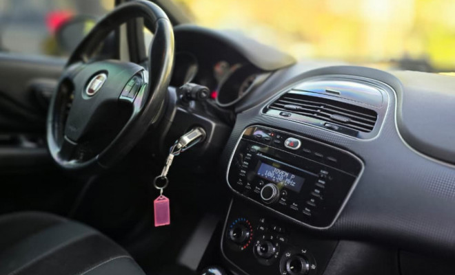 Fiat Punto BLACKMOTION Dual. 1.8 Flex 16v 5p 2016 Flex-2