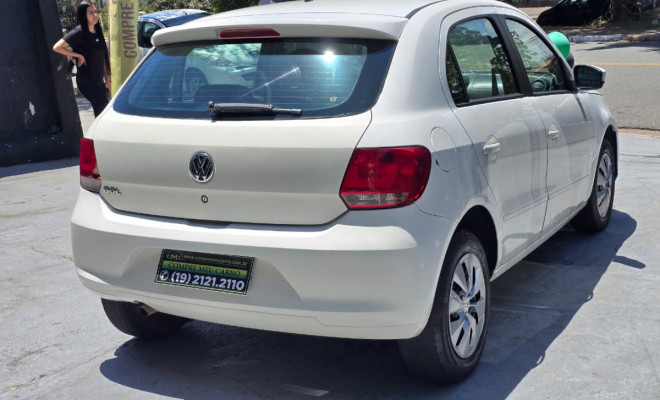 VW - VolksWagen Gol (novo) 1.0 Mi Total Flex 8V 4p 2013 Flex-3