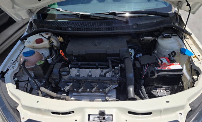 VW - VolksWagen Gol (novo) 1.0 Mi Total Flex 8V 4p 2013 Flex-6