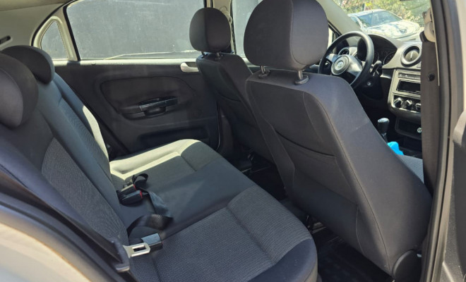 VW - VolksWagen Gol (novo) 1.0 Mi Total Flex 8V 4p 2013 Flex-5