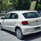 VW - VolksWagen Gol (novo) 1.0 Mi Total Flex 8V 4p 2013 Flex-4