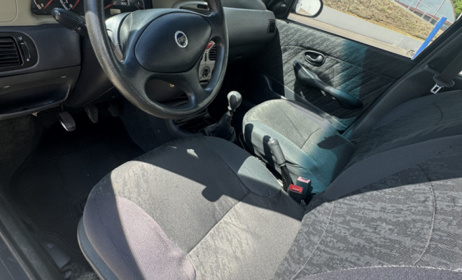 Fiat Palio Weekend Adventure 1.6 8V/16V 2001 Gasolina-4