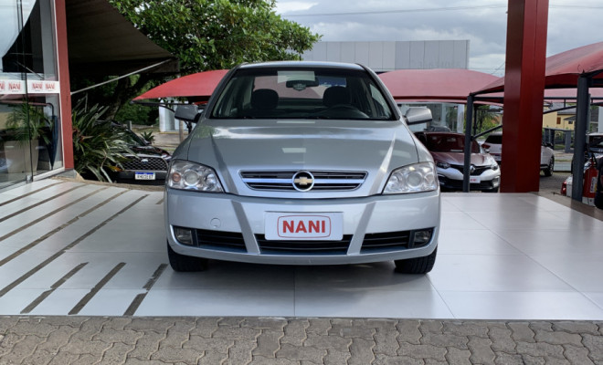 GM - Chevrolet Astra Sed. Advant. 2.0 8V MPFI FlexP. 4p 2011 Flex-0