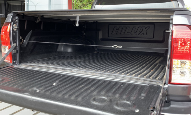 Toyota Hilux CD SRV 4x4 2.8 TDI Diesel Aut. 2016 Diesel-8