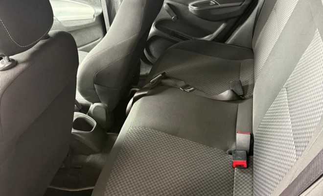 GM - Chevrolet ONIX HATCH LT 1.0-5