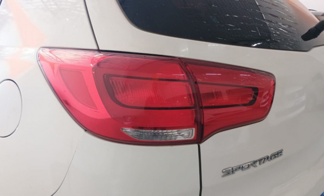 Kia Motors Sportage LX 2.0 16V/ 2.0 16V Flex  Aut. 2015 Flex-8