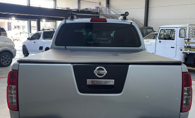 Nissan Frontier LE CD 4x4 2.5 TB Diesel Mec. 2009 Diesel-6