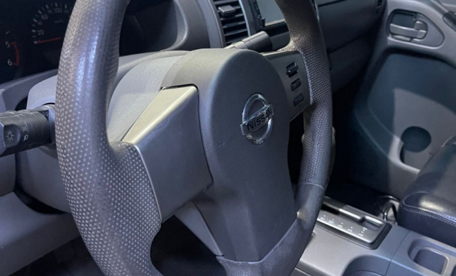 Nissan Frontier LE CD 4x4 2.5 TB Diesel Mec. 2009 Diesel-5