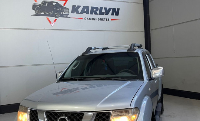 Nissan Frontier LE CD 4x4 2.5 TB Diesel Mec. 2009 Diesel-0