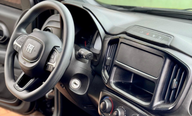 Fiat Strada Freedom 1.3 Flex 8V  CS Plus 2025 Flex-4