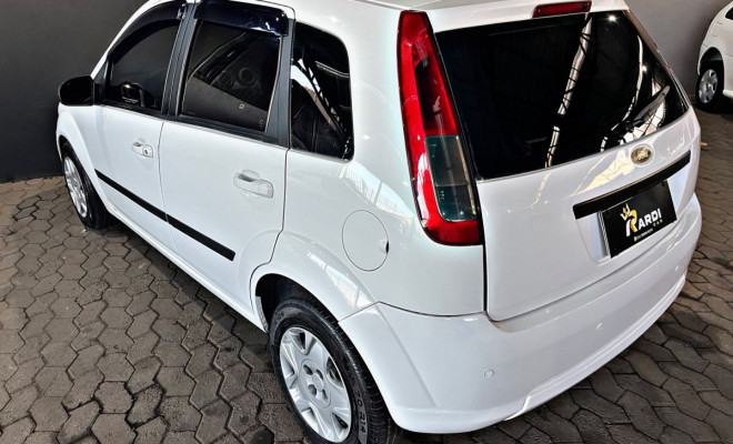 Ford Fiesta 1.0 8V Flex/Class 1.0 8V Flex 5p 2014 Flex-2