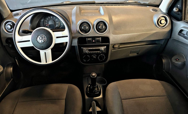 VW - VolksWagen Gol (novo) 1.0 Mi Total Flex 8V 2p 2013 Flex-3