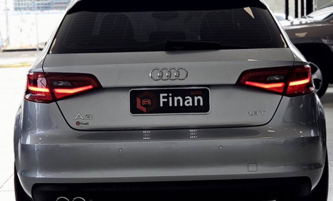 Audi A3 Sportback 1.8 16V TFSI S-tronic 5p 2015 Gasolina-13