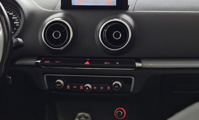 Audi A3 Sportback 1.8 16V TFSI S-tronic 5p 2015 Gasolina-9