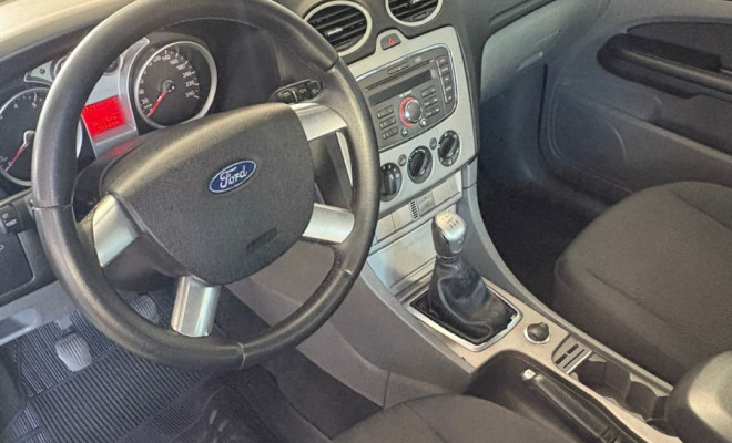 Ford Focus 1.6 S/SE/SE Plus Flex 8V/16V  5p 2010 Flex-0
