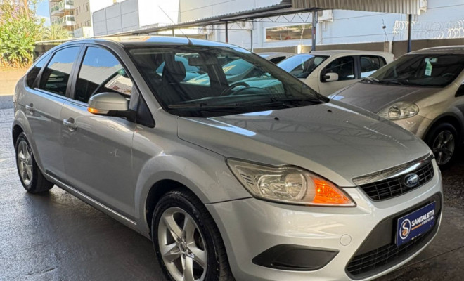 Ford Focus 1.6 S/SE/SE Plus Flex 8V/16V  5p 2010 Flex