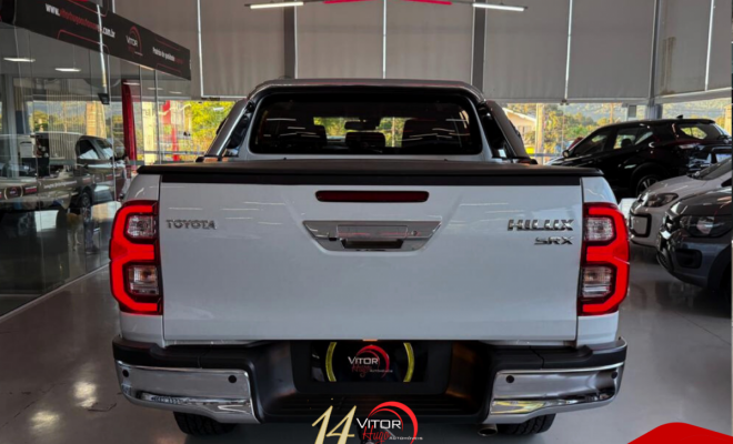 Toyota Hilux CD SRX 4x4 2.8 TDI 16V Diesel Aut. 2024 Diesel-9