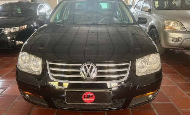 VW - VolksWagen Bora 2.0/ 2.0 Flex 8v Aut. 2011 Flex