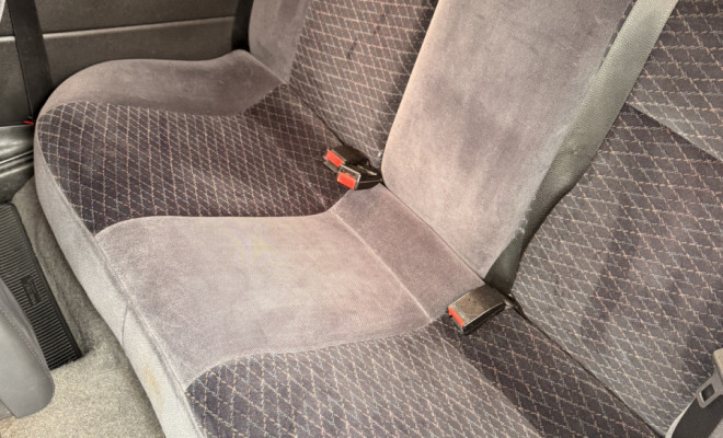 GM - Chevrolet Astra 2.0/ CD/ Sunny/ GLS 2.0 8V 3p 1999 Gasolina-7